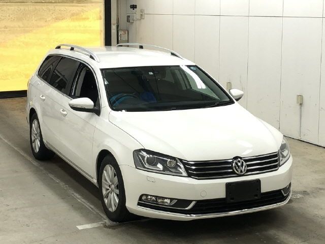 3028 Volkswagen Golf variant 3CCAX 2012 г. (IAA Osaka)